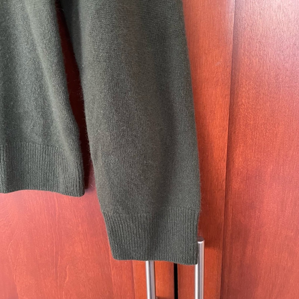 Quince 100% Mongolian Cashmere Crewneck Sweater Olive Green Size Large NEW - Picture 5 of 9